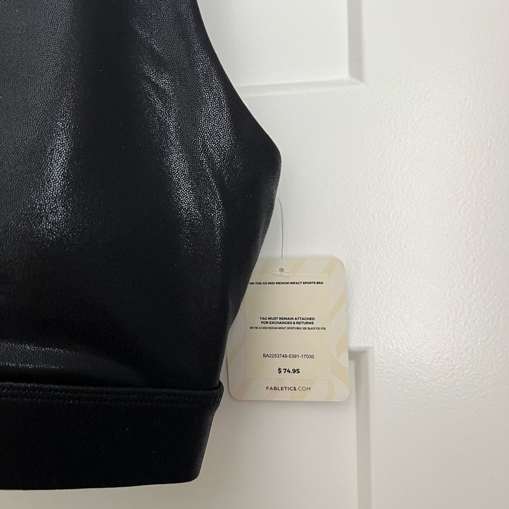 NWT Fabletics On The Go Midi Medium Impact Sports Bra (Black | S) - Picture 4 of 5